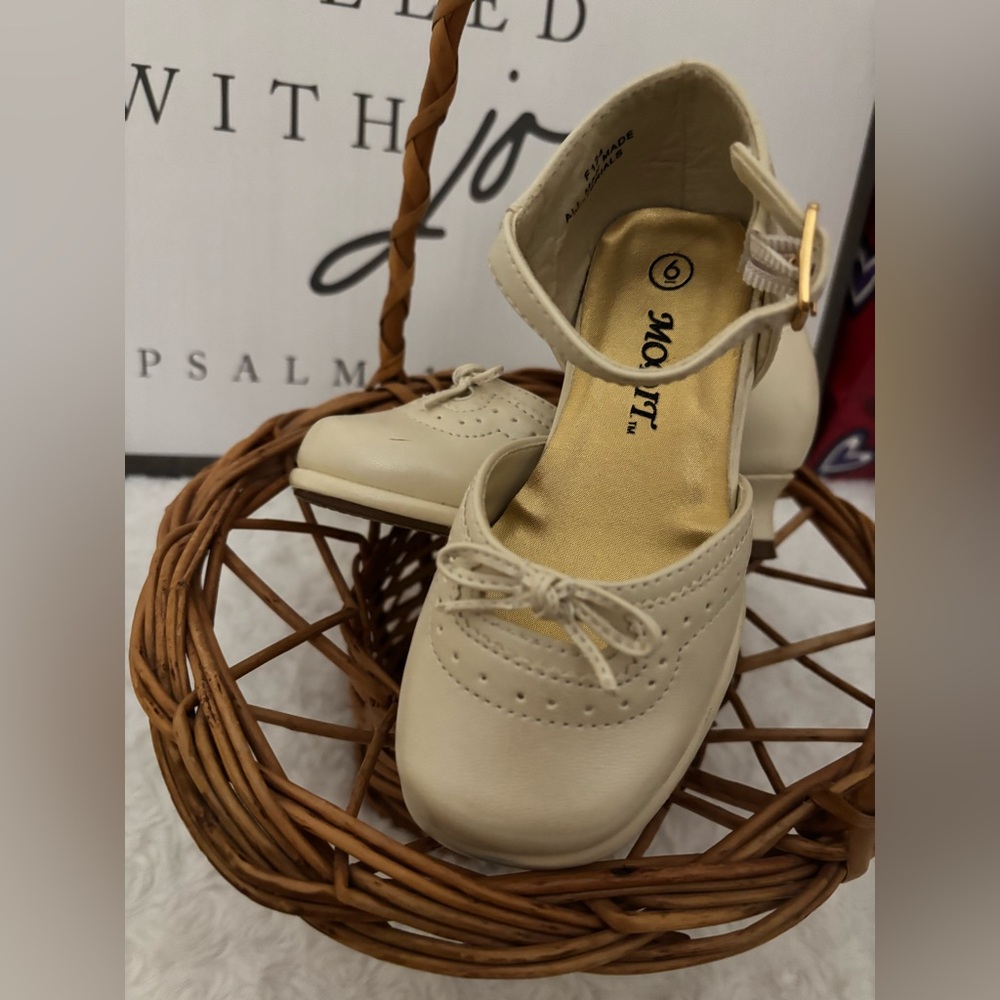 Kids Cream Dress Shoes